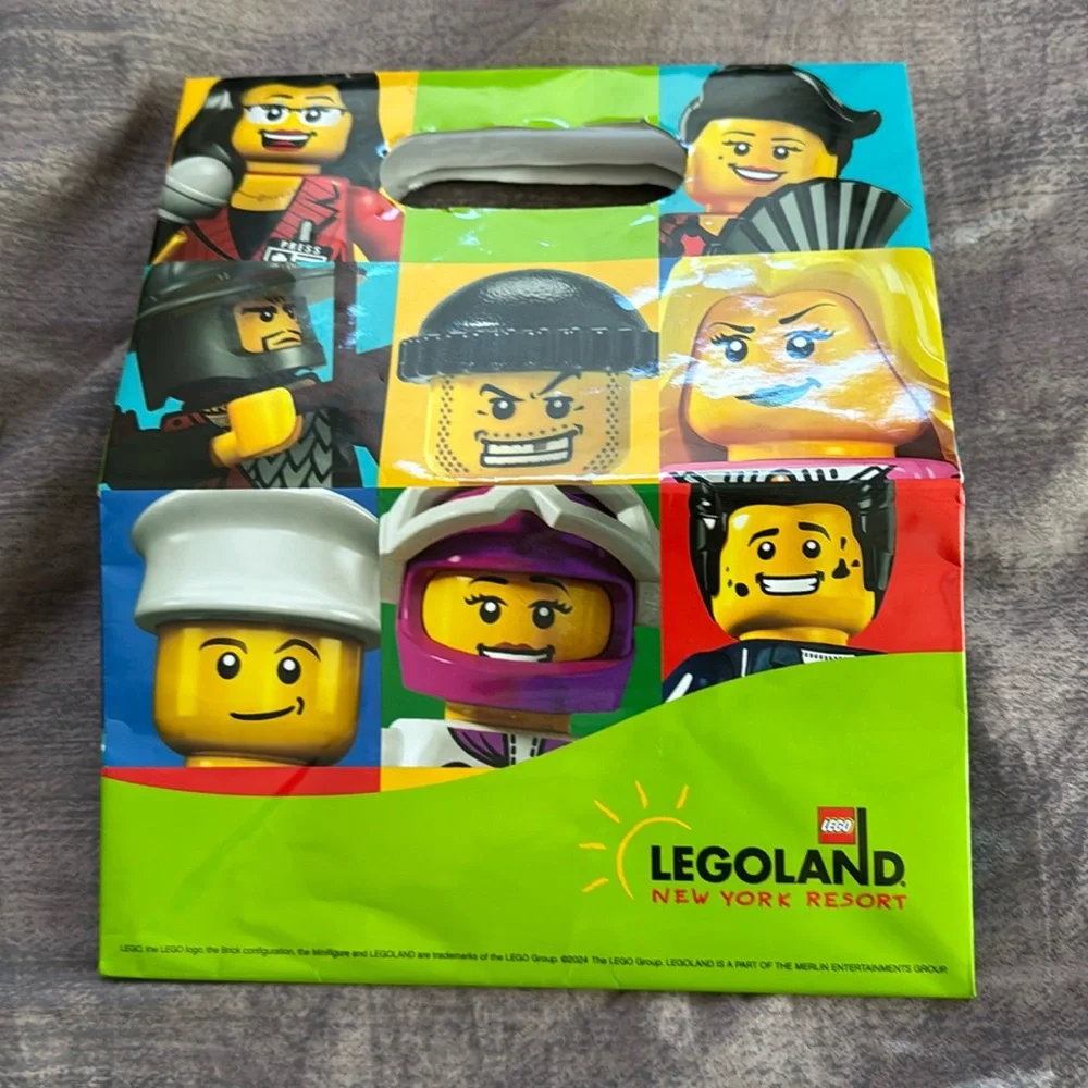 Small Legoland shopping bag. From Legoland New York. Collectible.
